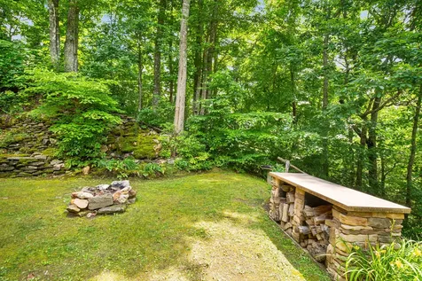 832 Dunloggin Road Cullowhee NC 28723