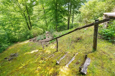 832 Dunloggin Road Cullowhee NC 28723