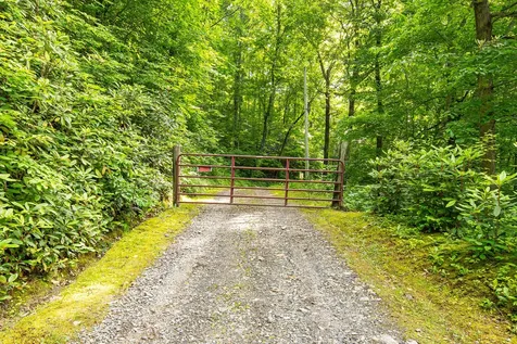 832 Dunloggin Road Cullowhee NC 28723