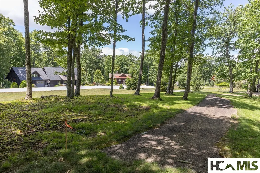 N14 Outpost Trail Glenville NC 28736
