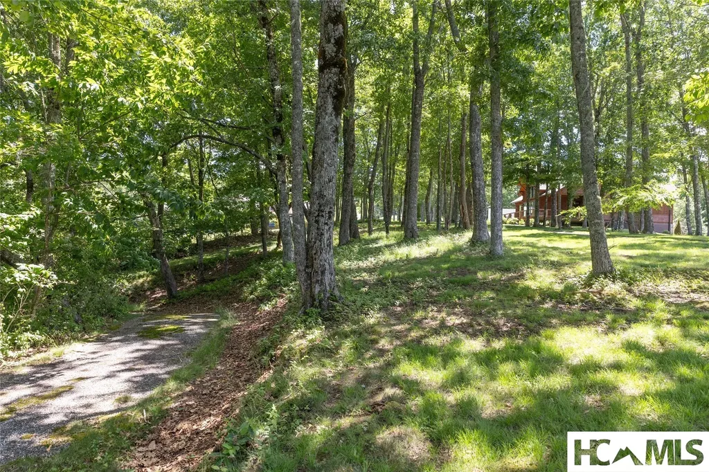 N14 Outpost Trail Glenville NC 28736