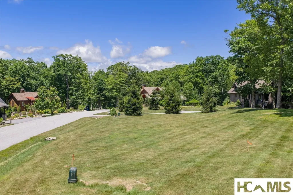 N14 Outpost Trail Glenville NC 28736