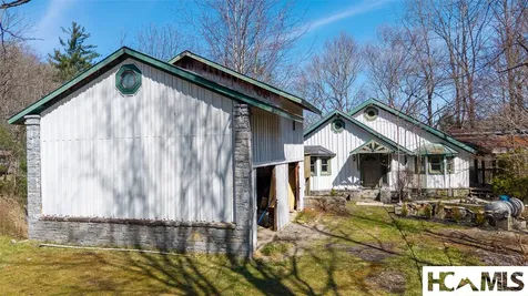 577 Paul Mccoy Road Lake Toxaway NC 28747