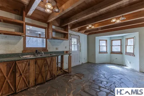 577 Paul Mccoy Road Lake Toxaway NC 28747