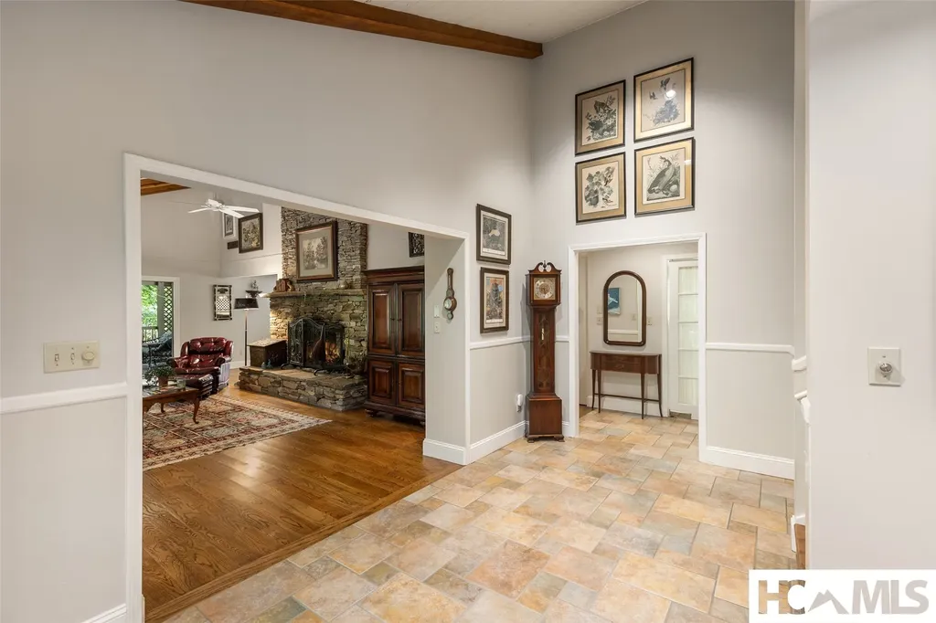221 Hideaway Trail Highlands NC 28741
