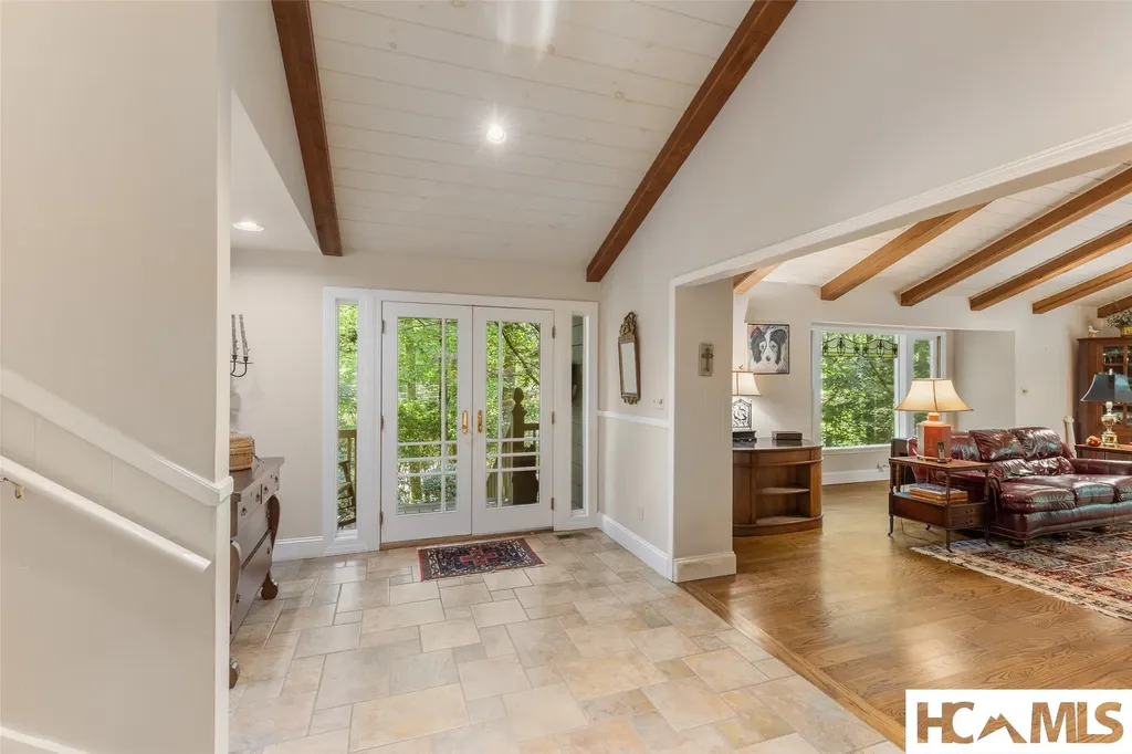 221 Hideaway Trail Highlands NC 28741