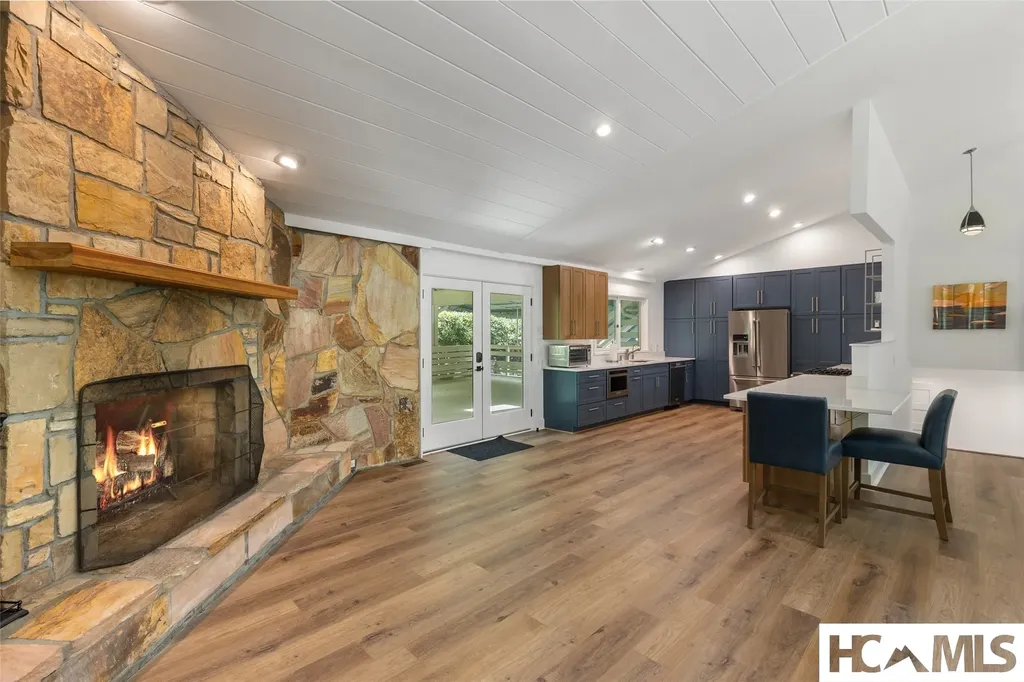 54 Deer Run Highlands NC 28741