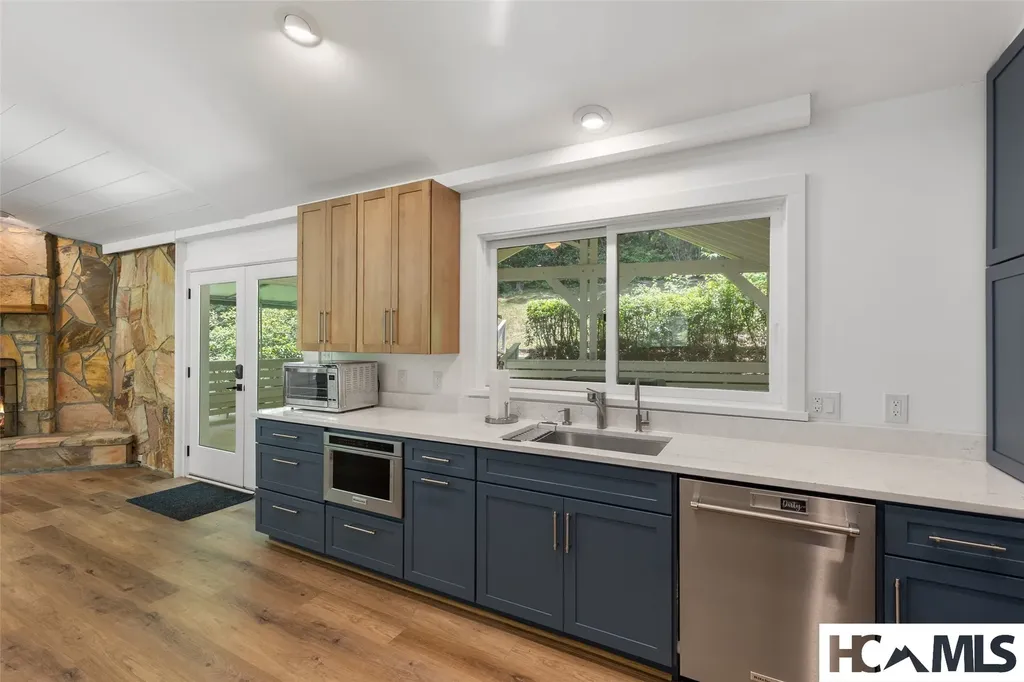54 Deer Run Highlands NC 28741