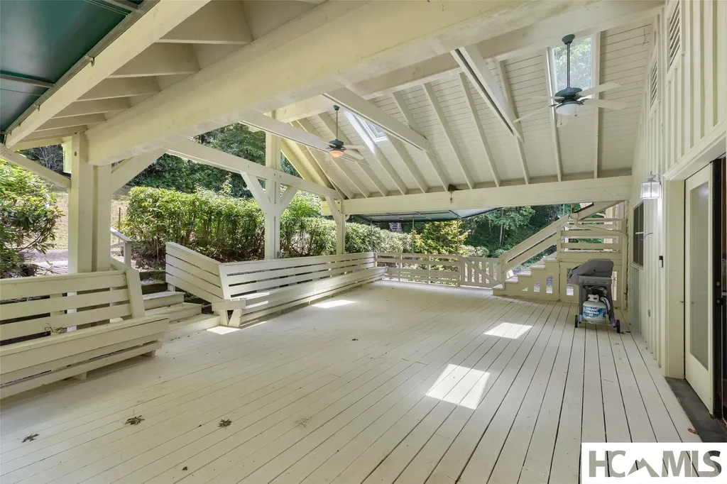 54 Deer Run Highlands NC 28741
