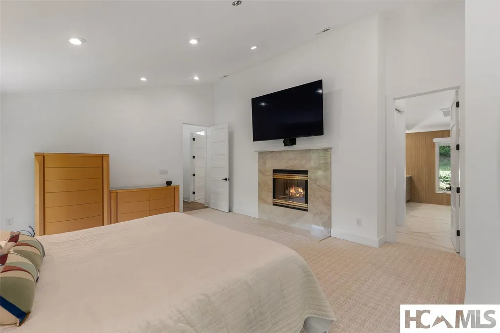 54 Deer Run Highlands NC 28741