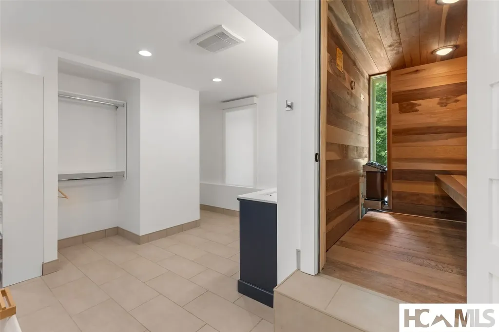 54 Deer Run Highlands NC 28741