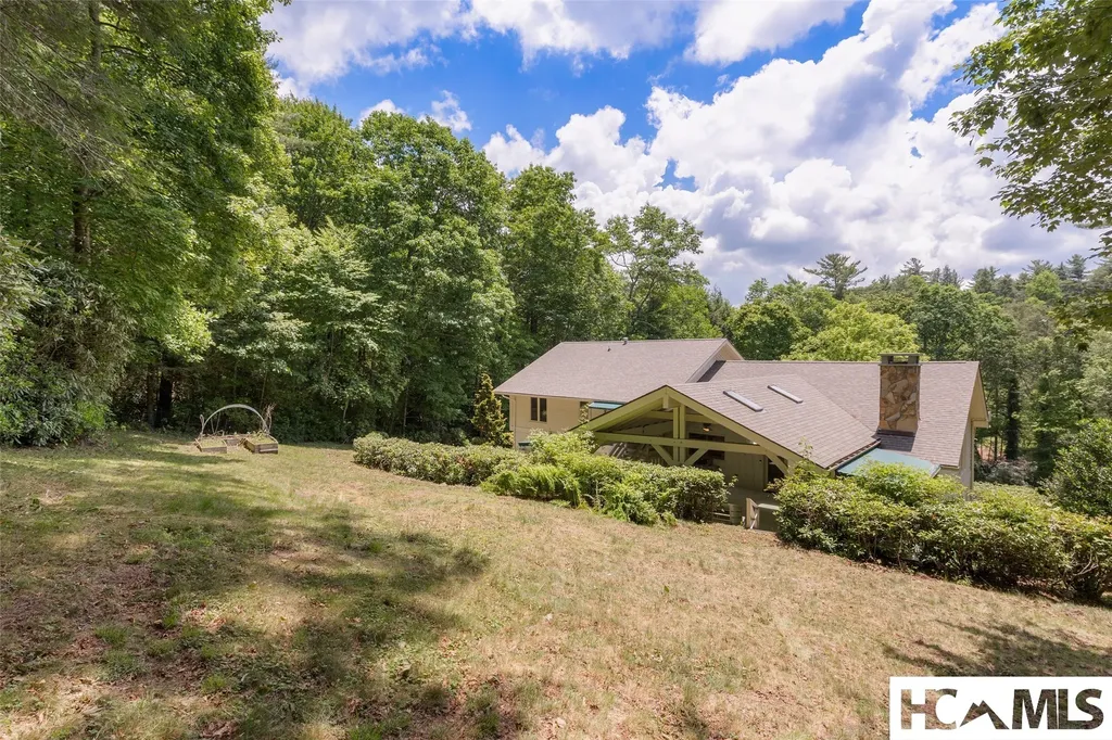 54 Deer Run Highlands NC 28741