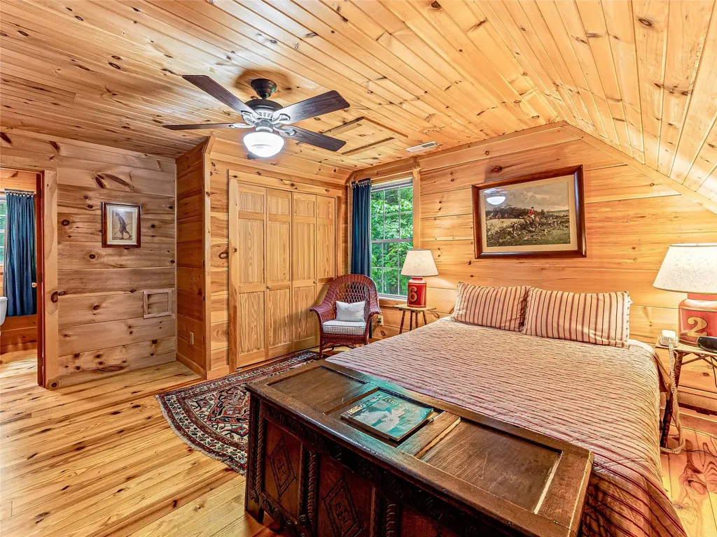 250 Fairway Drive Lake Toxaway NC 28747