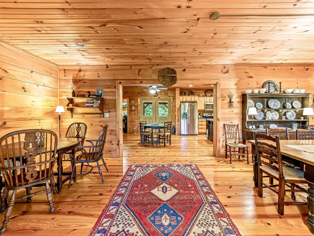 250 Fairway Drive Lake Toxaway NC 28747