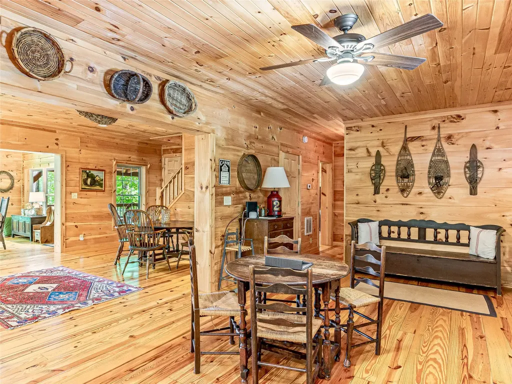 250 Fairway Drive Lake Toxaway NC 28747