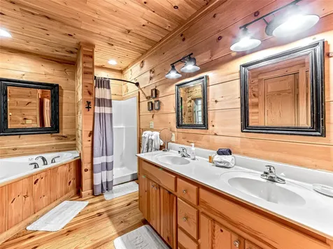 250 Fairway Drive Lake Toxaway NC 28747
