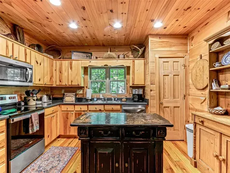 250 Fairway Drive Lake Toxaway NC 28747