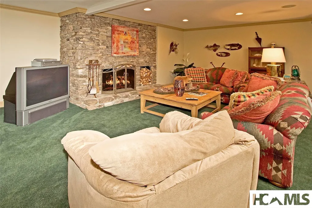 1356 Blue Valley Road Highlands NC 28741