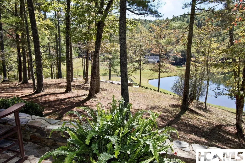 1356 Blue Valley Road Highlands NC 28741