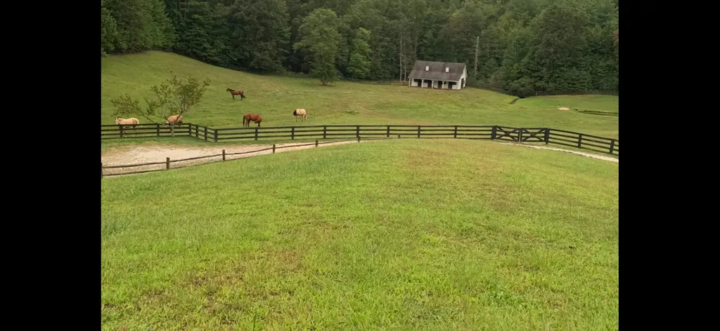 1356 Blue Valley Road Highlands NC 28741
