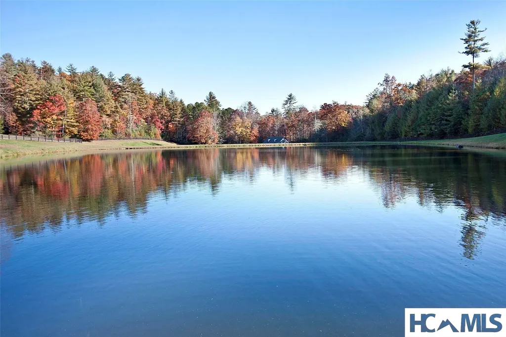 1356 Blue Valley Road Highlands NC 28741