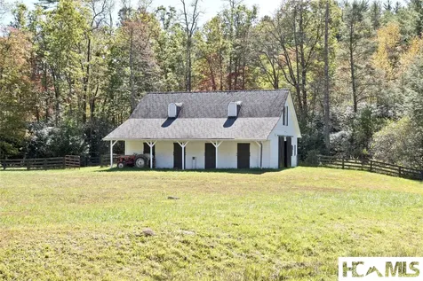 1356 Blue Valley Road Highlands NC 28741