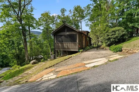 61 Moonstone Loop Highlands NC 28741