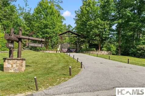 61 Moonstone Loop Highlands NC 28741