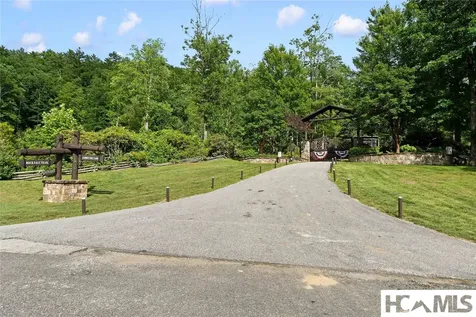 61 Moonstone Loop Highlands NC 28741