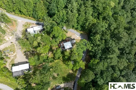 61 Moonstone Loop Highlands NC 28741