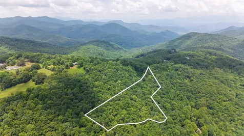 27 Cullowhee Forest Road Cullowhee NC 28723