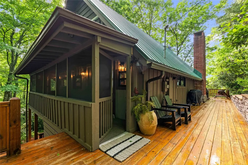 499 Bright Mountain Road Cullowhee NC 28723