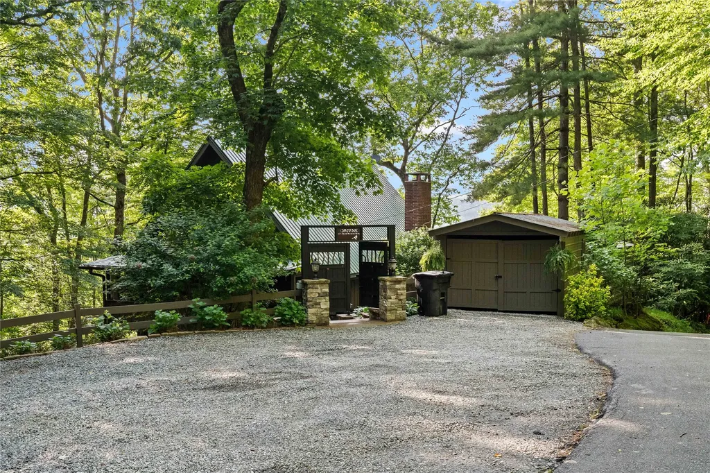 499 Bright Mountain Road Cullowhee NC 28723