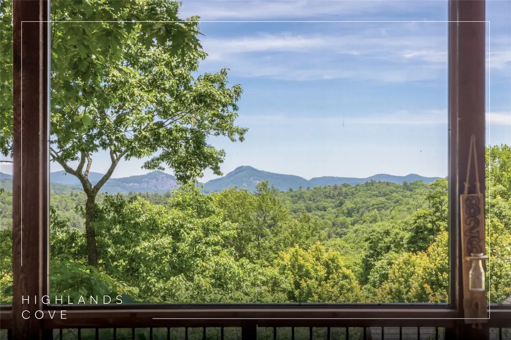 826 Highlands Cove Drive Highlands NC 28741