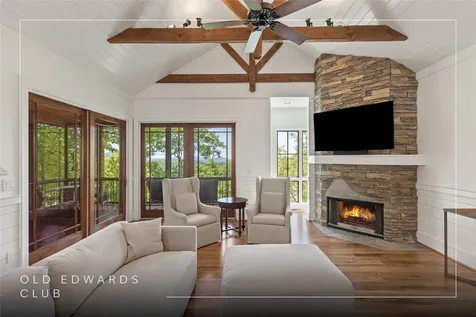 826 Highlands Cove Drive Highlands NC 28741