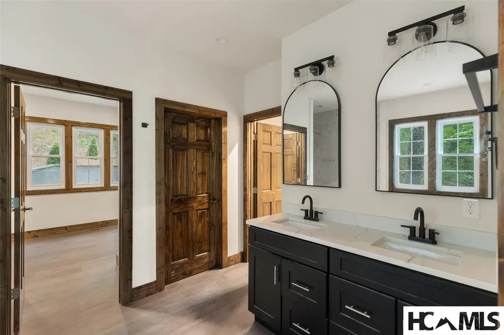 1542 Shirley Pressley Road Glenville NC 28736