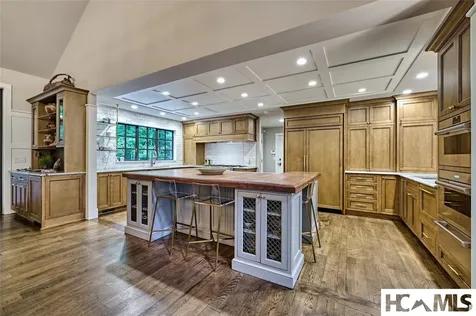 120 Split Rail Row Highlands NC 28741