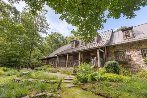 120 Split Rail Row Highlands NC 28741