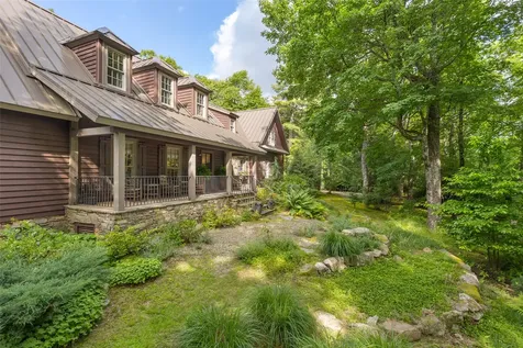 120 Split Rail Row Highlands NC 28741