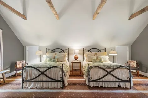 120 Split Rail Row Highlands NC 28741