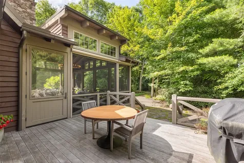 120 Split Rail Row Highlands NC 28741