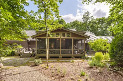 120 Split Rail Row Highlands NC 28741