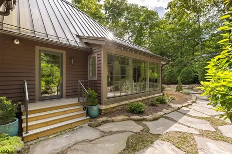 120 Split Rail Row Highlands NC 28741