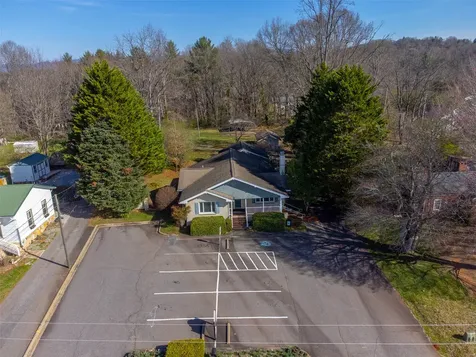 Franklin NC 28734