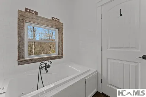 122 Forestdale Drive Glenville NC 28736