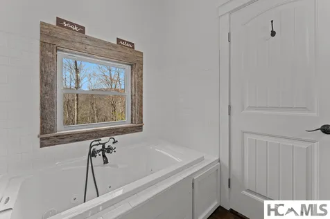 122 Forestdale Drive Glenville NC 28736