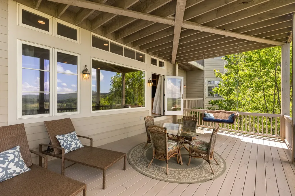 112 Willowbrook Court Highlands NC 28741