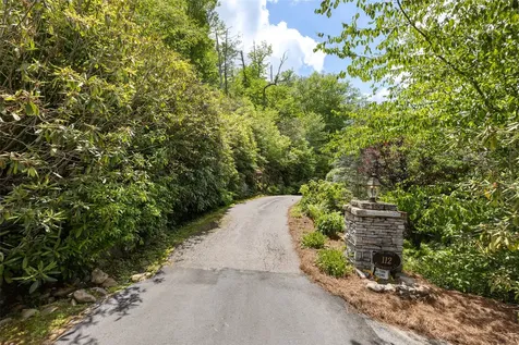 112 Willowbrook Court Highlands NC 28741