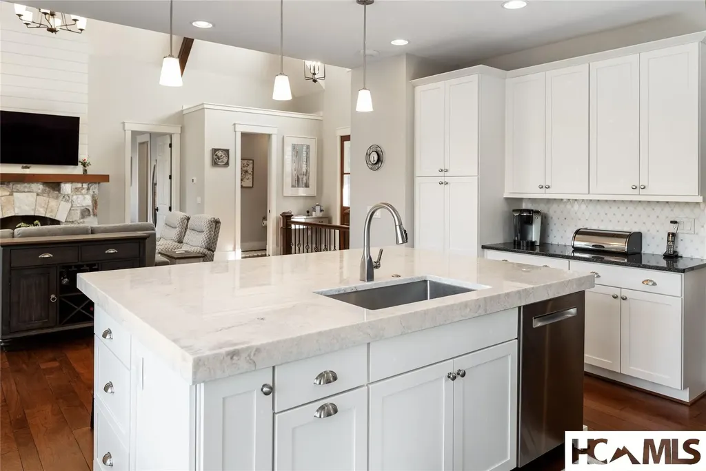 86 Indigo Bunting Court Tuckasegee NC 28783