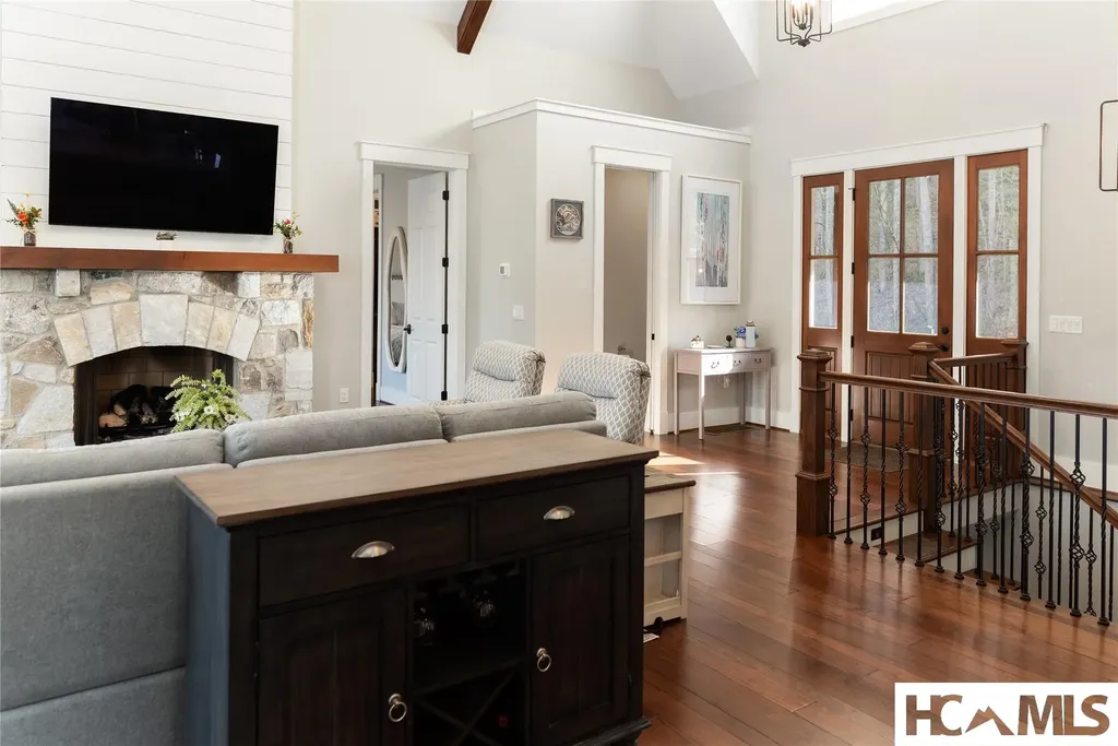 86 Indigo Bunting Court Tuckasegee NC 28783